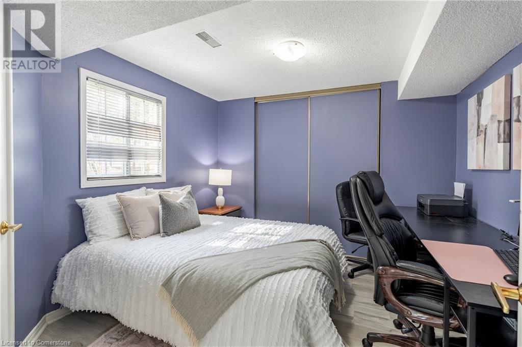 270 Morrison Road Unit# 1b, Kitchener, Ontario  N2A 3J5 - Photo 38 - 40729427