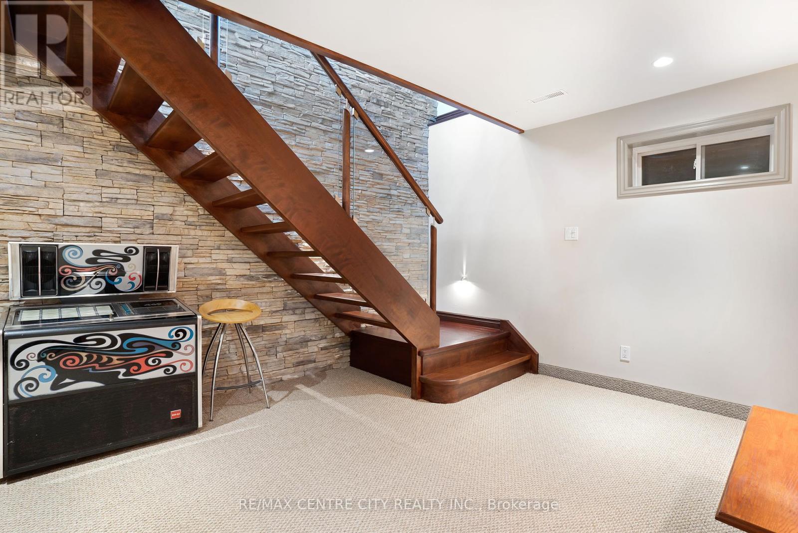 33875 Fifth Line, Southwold, Ontario  N0L 1P0 - Photo 25 - X11964711