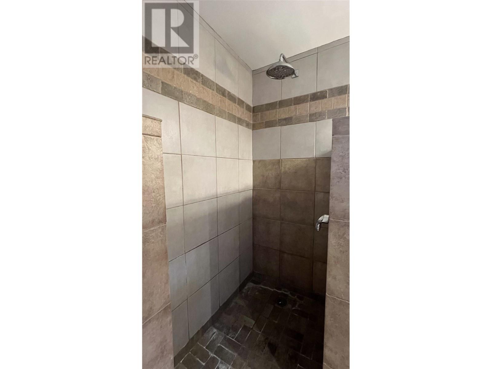 1368 Bing Avenue, Kelowna, British Columbia  V1Y 3Y4 - Photo 16 - 10331392