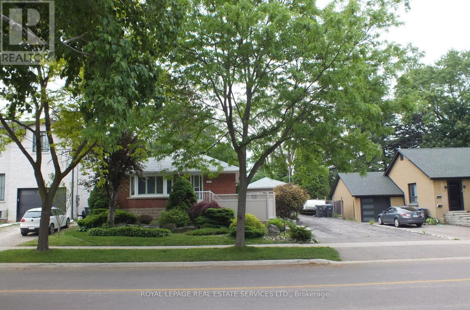 Property at 1361 KENMUIR AVENUE image 2