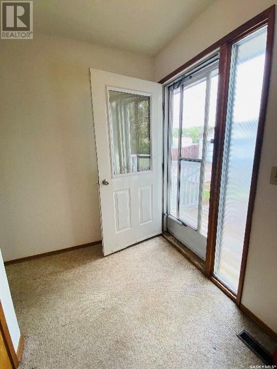 904 N Avenue, Perdue, Saskatchewan  S0K 3C0 - Photo 2 - SK008029