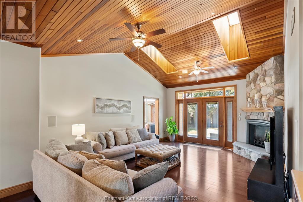 22334 Charing Cross Road, Chatham, Ontario  N7M 5H8 - Photo 17 - 25013851