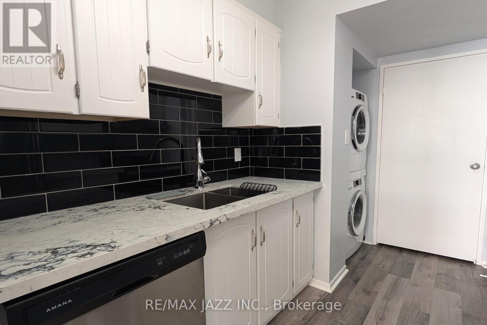 517 - 50 Richmond Street E, Oshawa, Ontario  L1G 7C7 - Photo 2 - E12190628