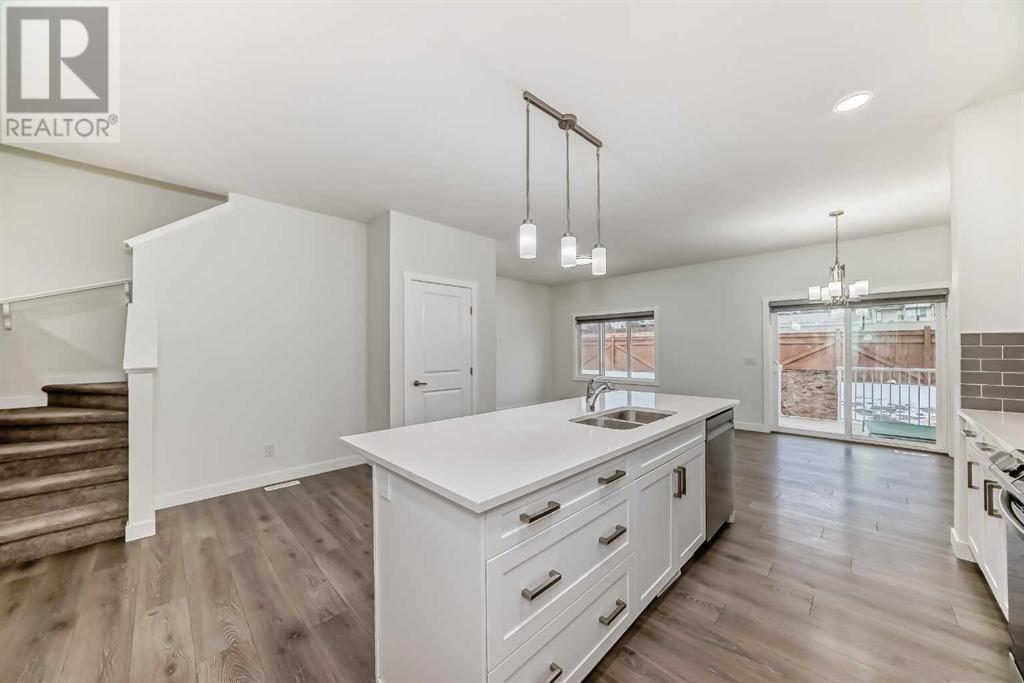 63 Belgian Crescent, Cochrane, Alberta  T4C 3C3 - Photo 8 - A2227283