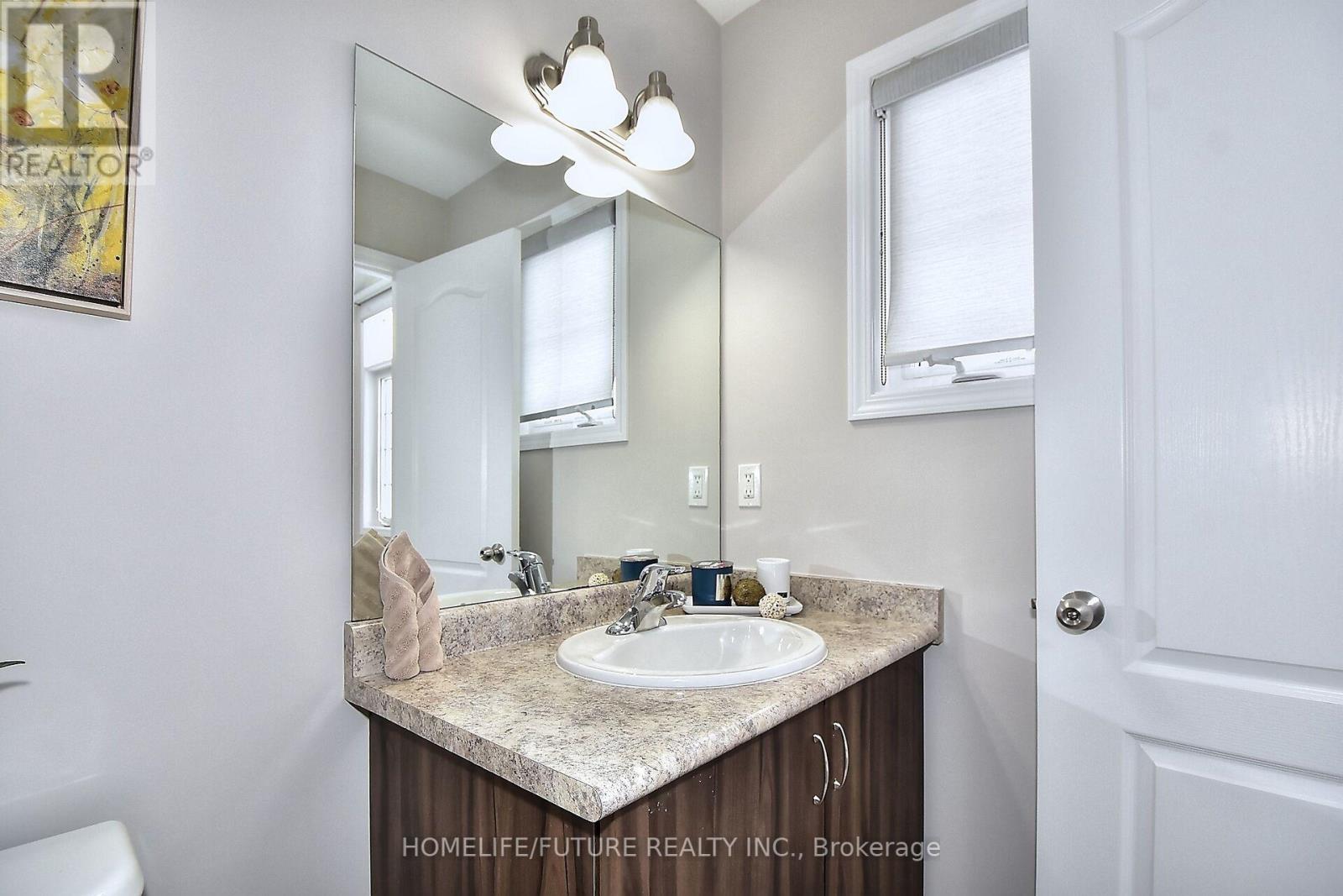 39 Summer Lane, Selwyn, Ontario  K9L 0G4 - Photo 30 - X12099314