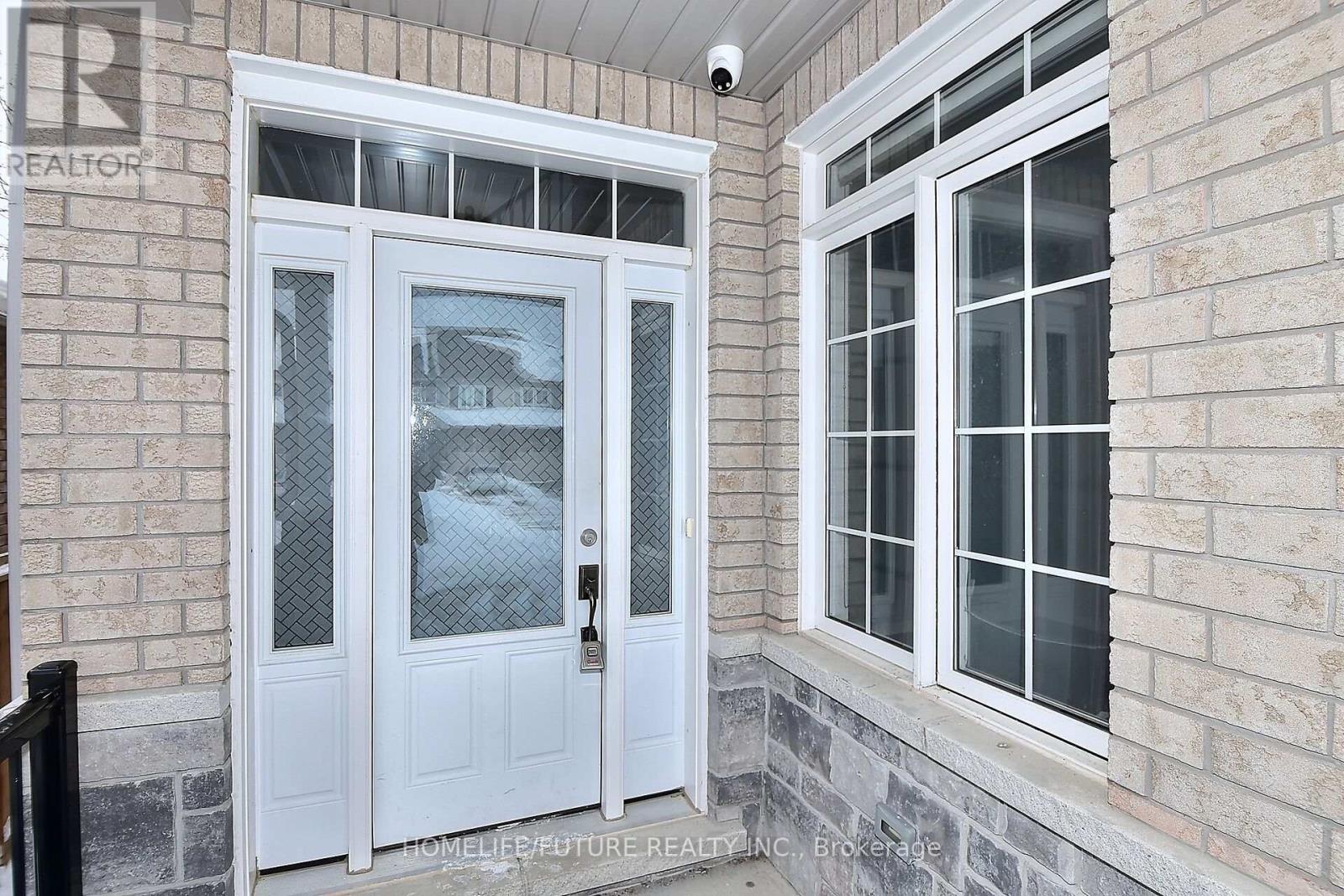 39 Summer Lane, Selwyn, Ontario  K9L 0G4 - Photo 3 - X12099314
