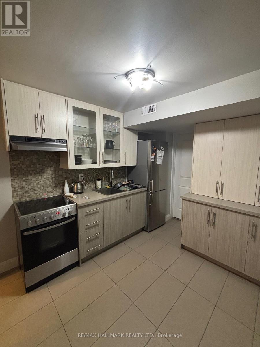 97 Oriole Parkway, Toronto, Ontario  M5P 2G7 - Photo 2 - C12095357