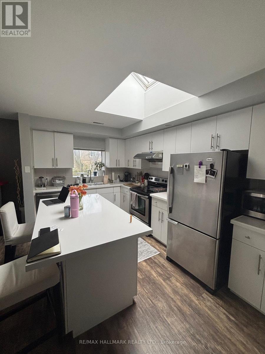 97 Oriole Parkway, Toronto, Ontario  M5P 2G7 - Photo 21 - C12095357