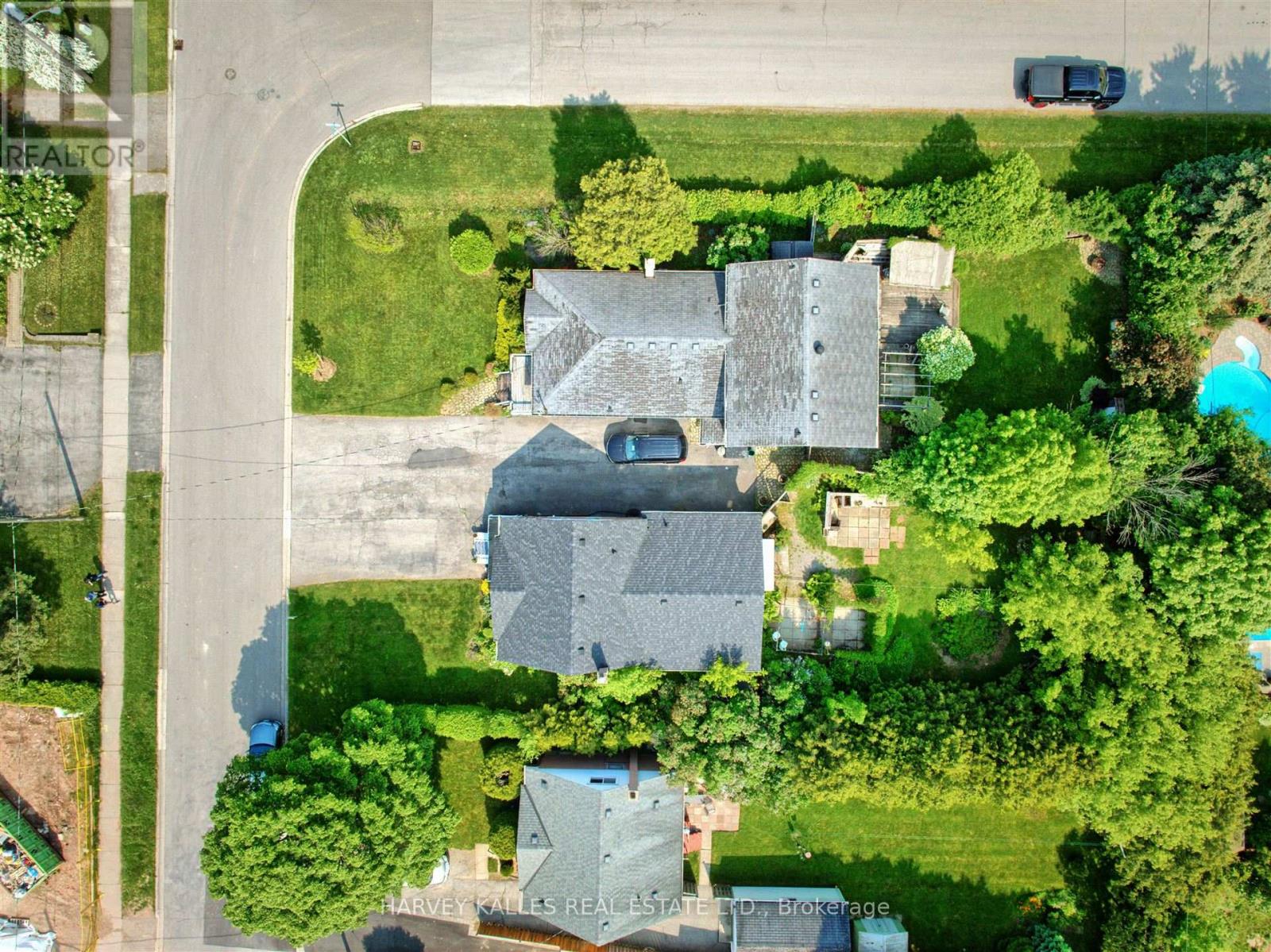 247 Jennings Crescent, Oakville (Br Bronte), Ontario  L6L 1W2 - Photo 9 - W12121116