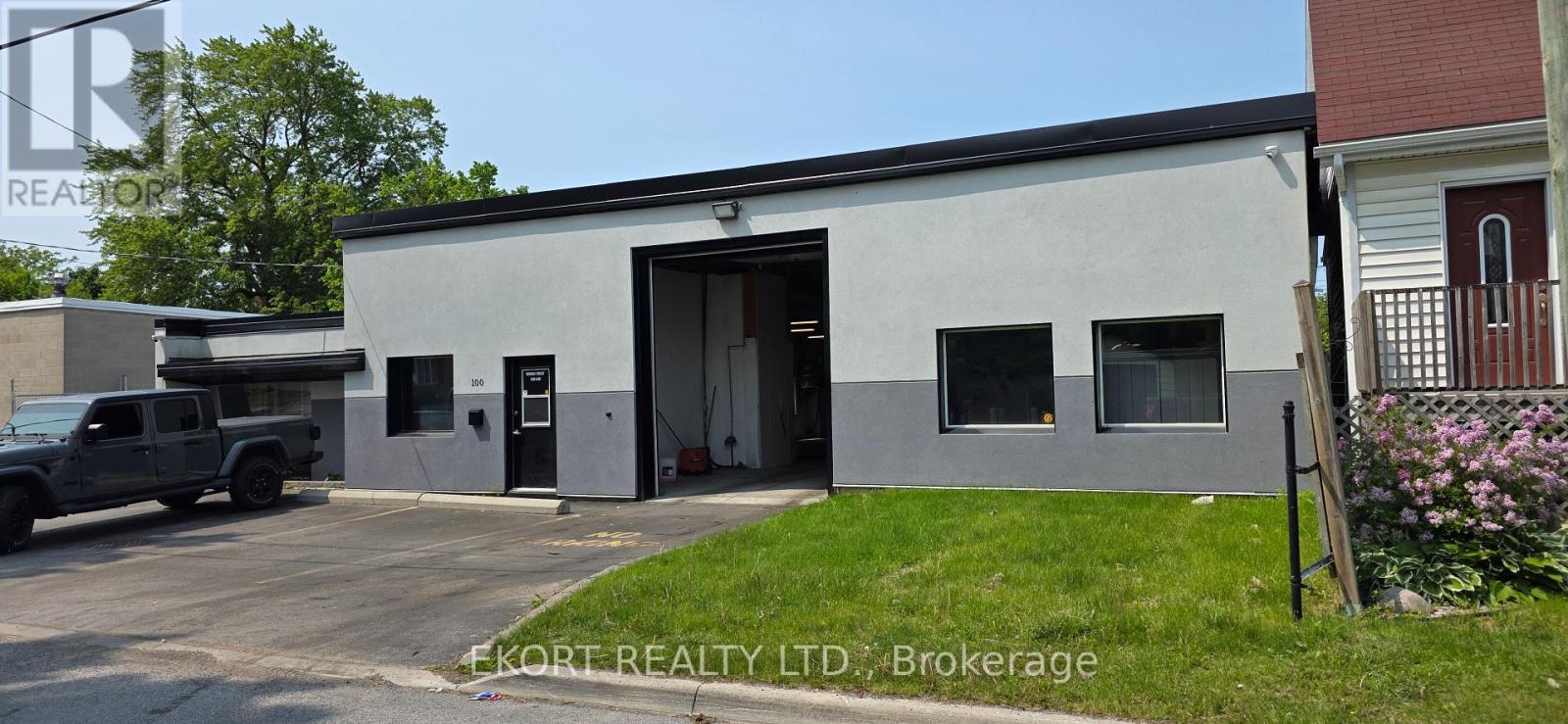 100 Everett Street, Belleville, Ontario  K8P 3K6 - Photo 3 - X12193477