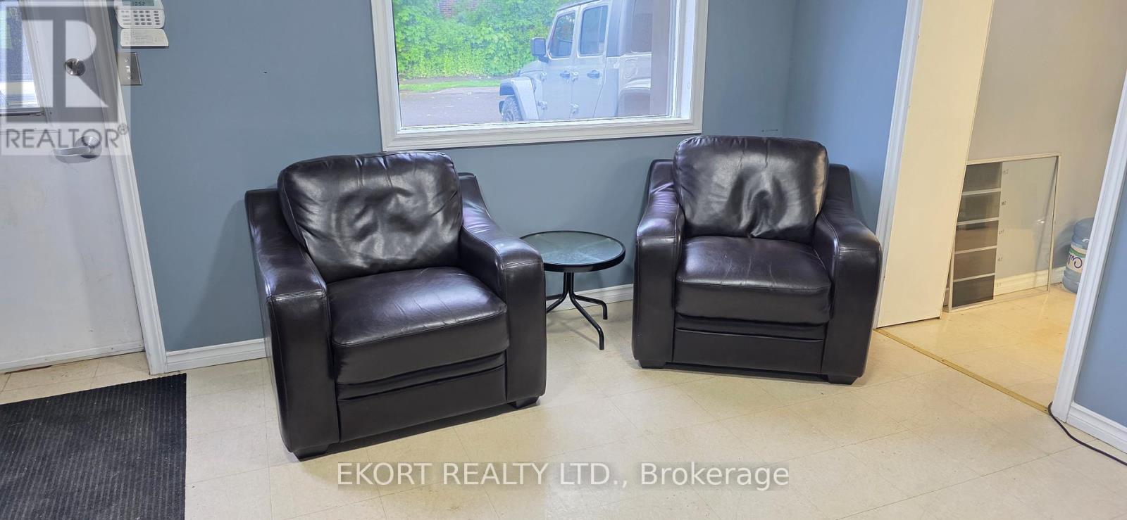 100 Everett Street, Belleville, Ontario  K8P 3K6 - Photo 5 - X12193477