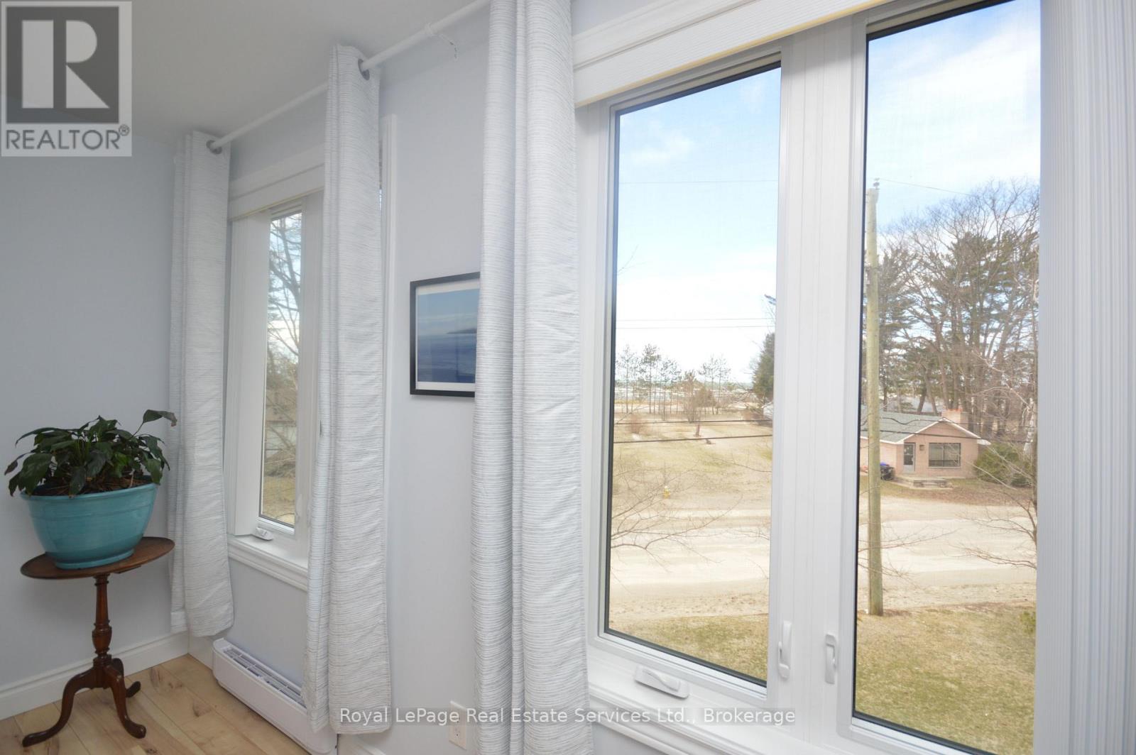 14 - 10 Baker Street, Wasaga Beach, Ontario  L9Z 2H1 - Photo 21 - S12090908