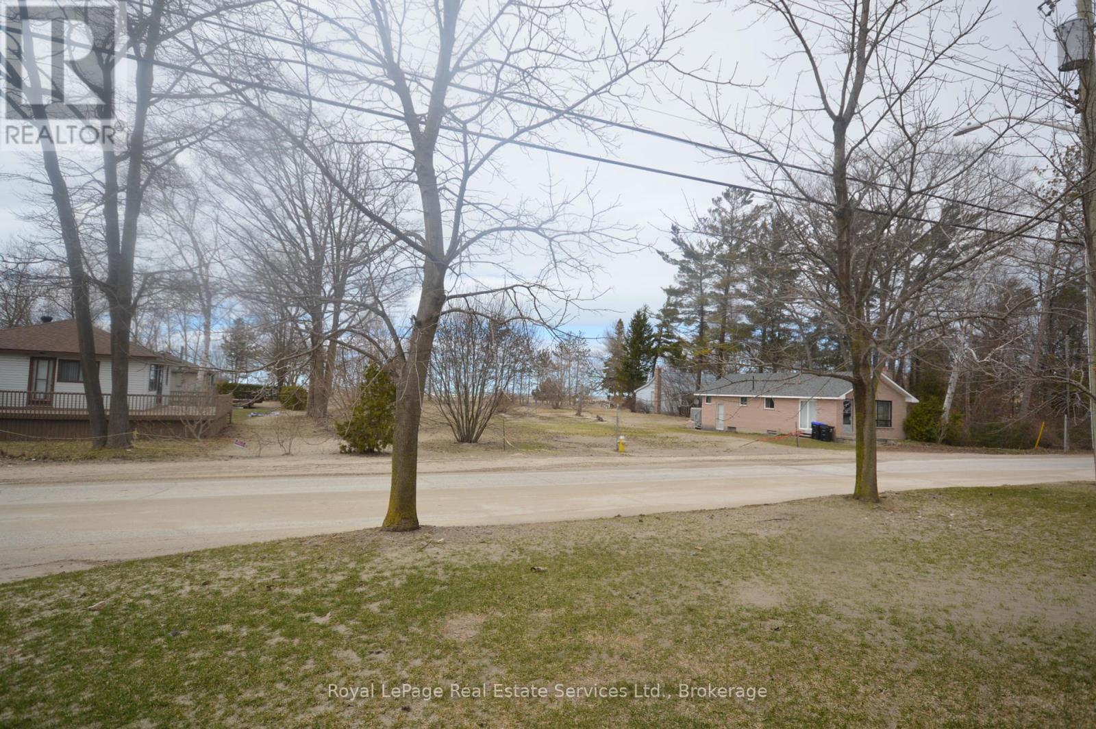 14 - 10 Baker Street, Wasaga Beach, Ontario  L9Z 2H1 - Photo 32 - S12090908
