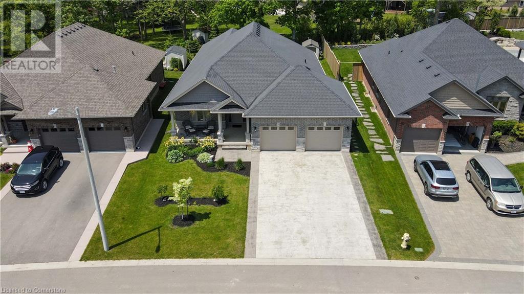 Property at 31 SYCAMORE Drive image 3