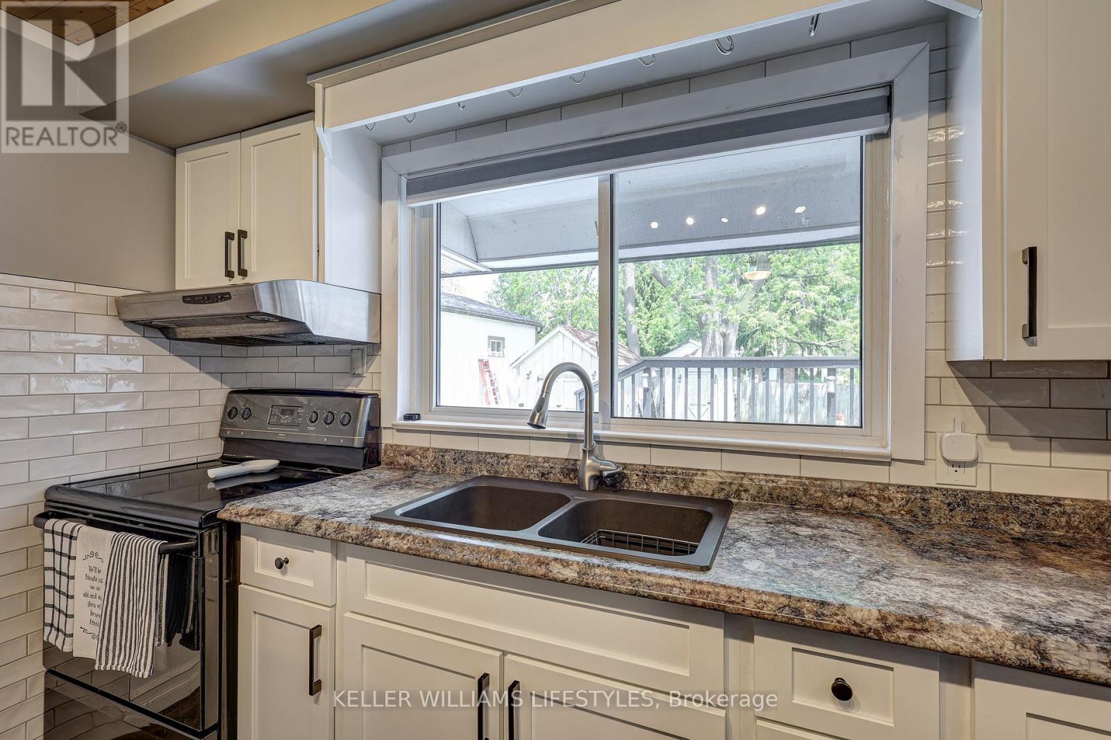 22738 Thames Road, Southwest Middlesex (Appin), Ontario  N0L 1A0 - Photo 12 - X12193563
