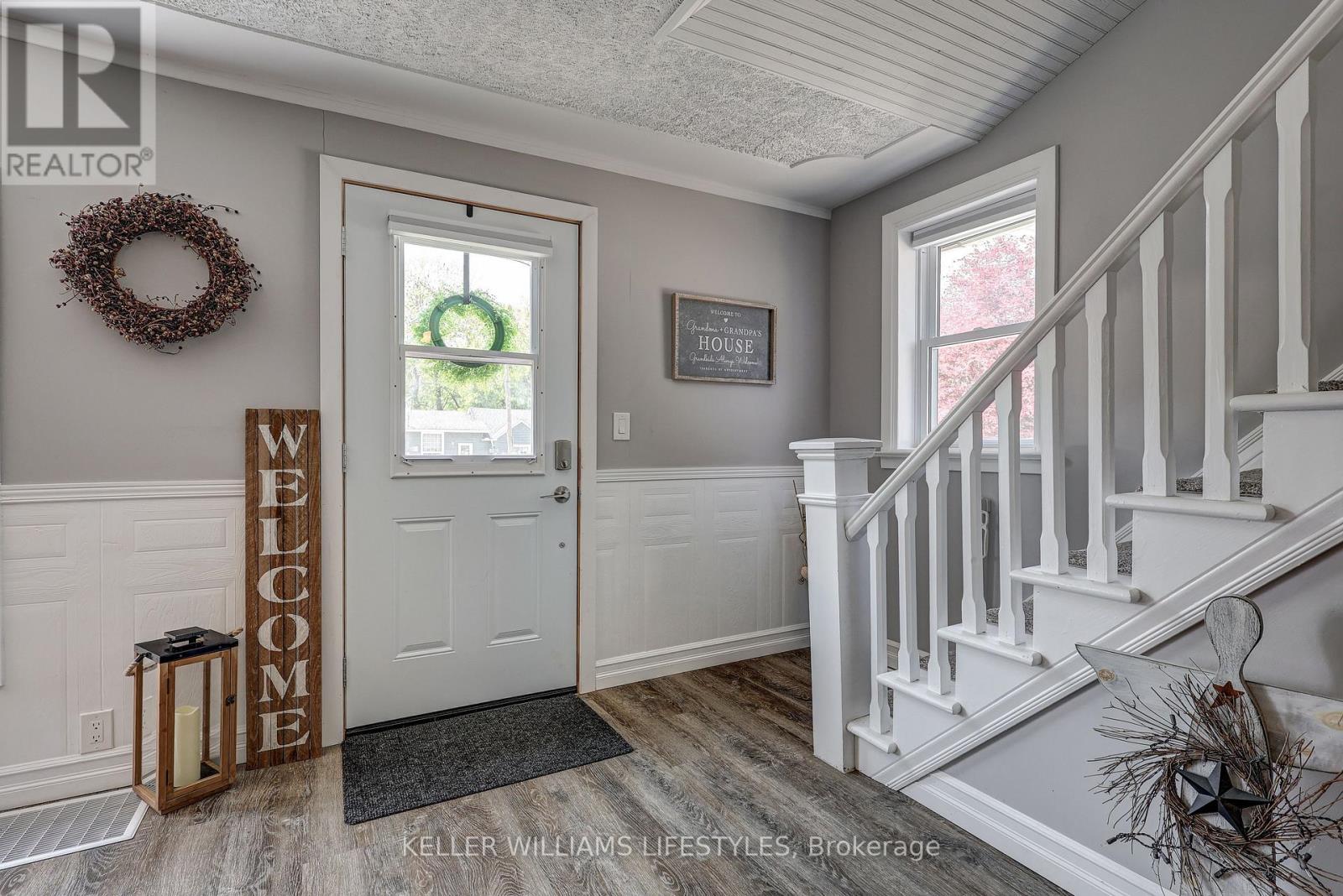 22738 Thames Road, Southwest Middlesex (Appin), Ontario  N0L 1A0 - Photo 17 - X12193563