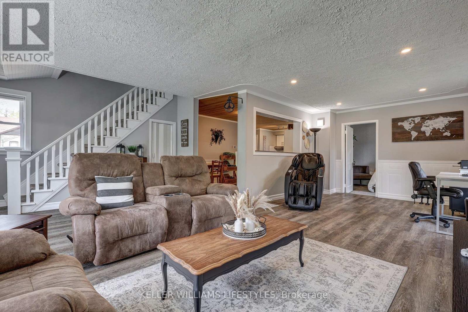 22738 Thames Road, Southwest Middlesex (Appin), Ontario  N0L 1A0 - Photo 21 - X12193563