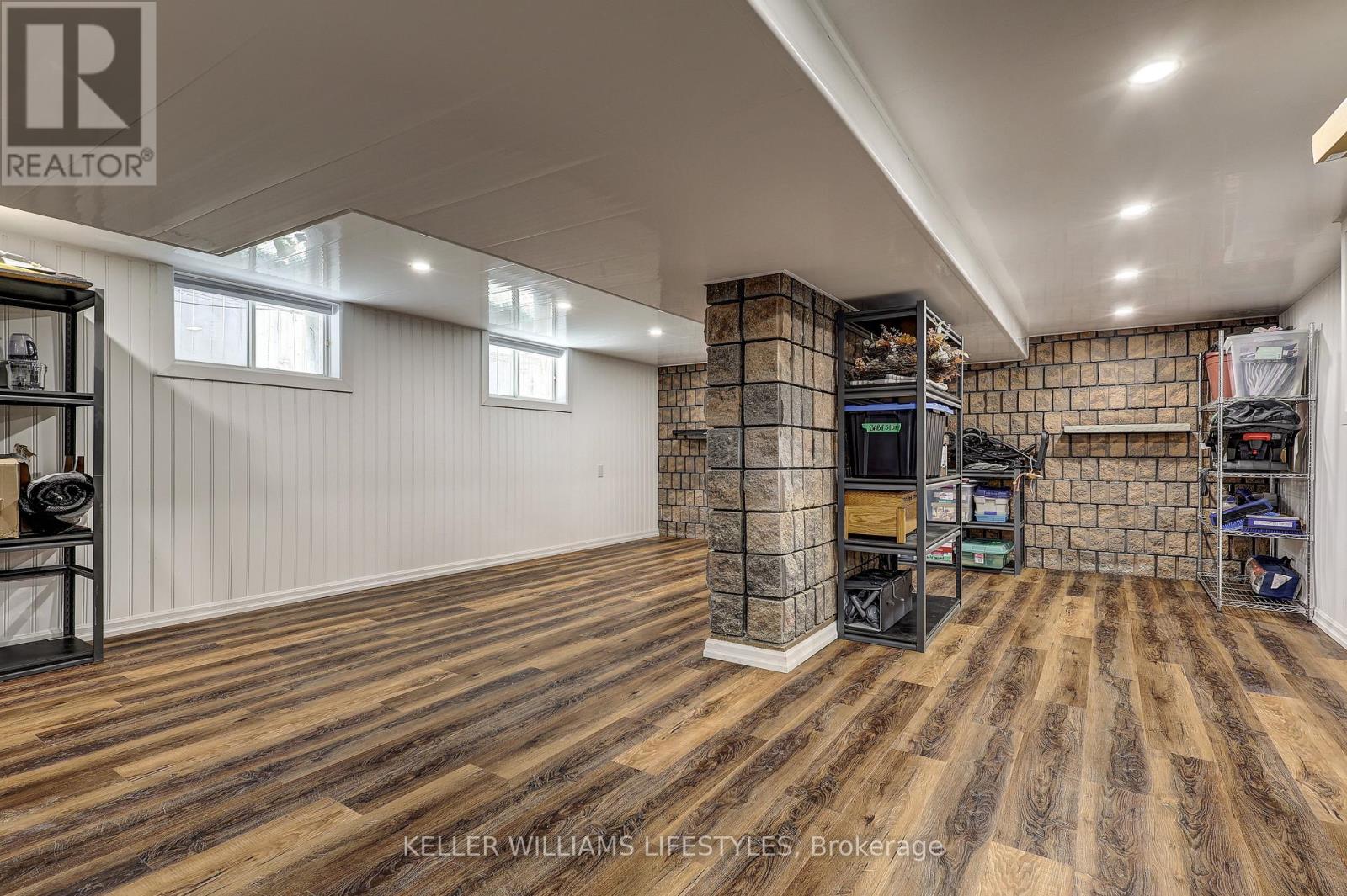 22738 Thames Road, Southwest Middlesex (Appin), Ontario  N0L 1A0 - Photo 34 - X12193563