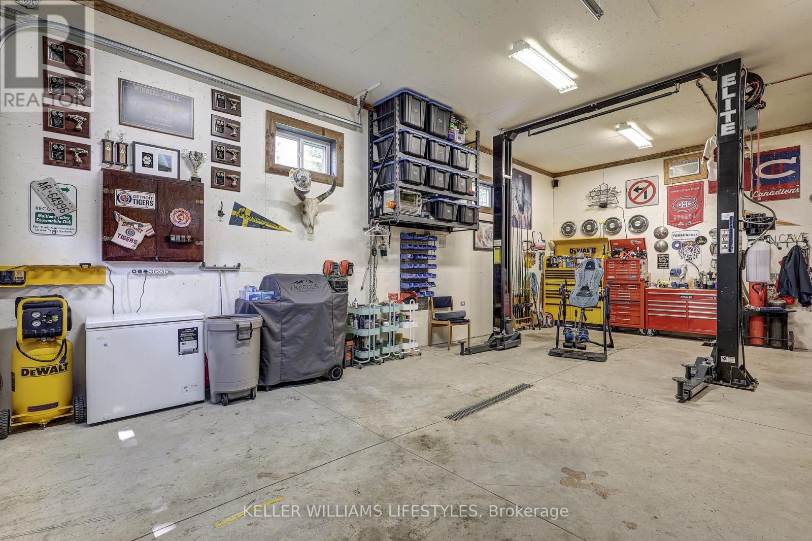 22738 Thames Road, Southwest Middlesex (Appin), Ontario  N0L 1A0 - Photo 36 - X12193563
