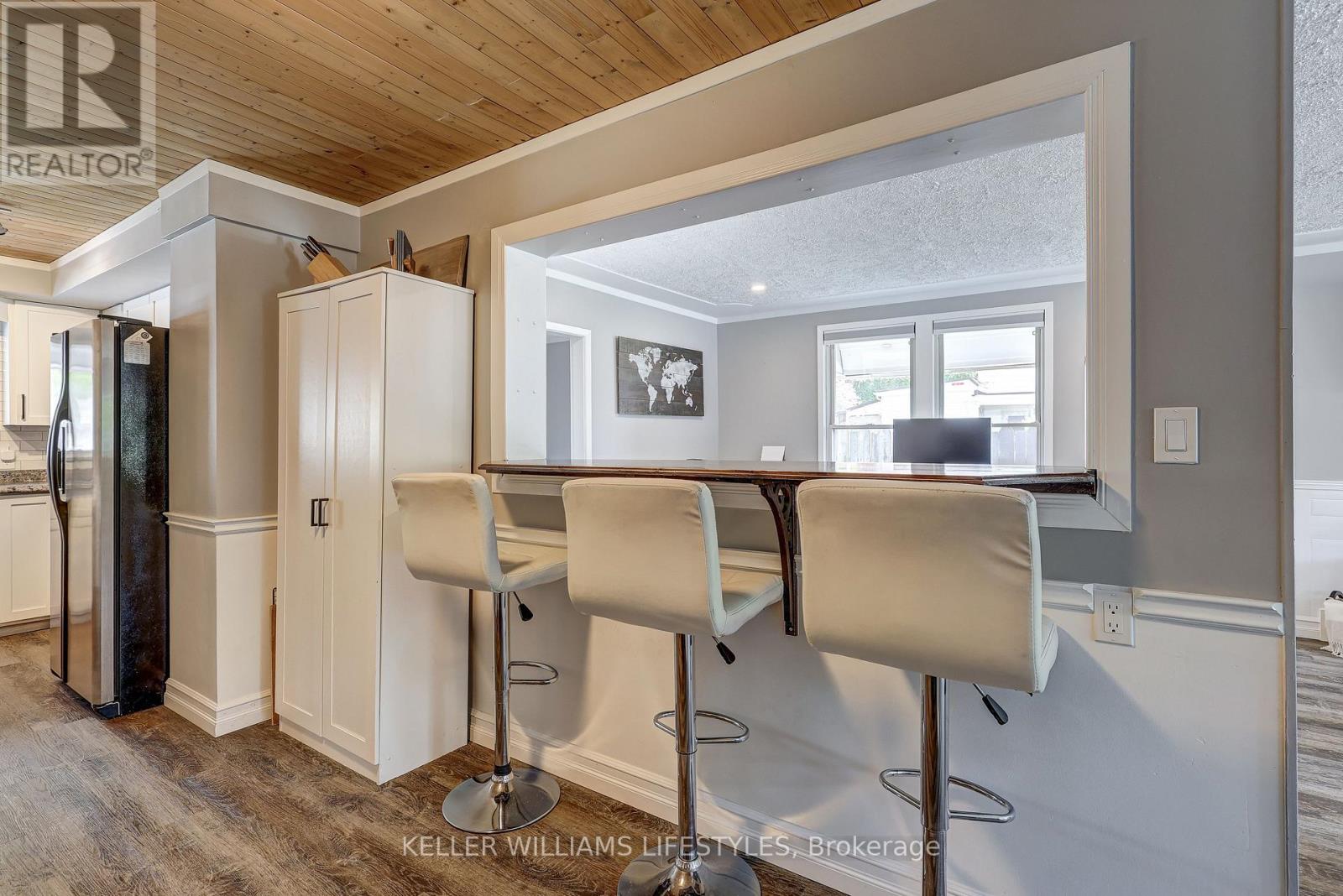 22738 Thames Road, Southwest Middlesex (Appin), Ontario  N0L 1A0 - Photo 8 - X12193563