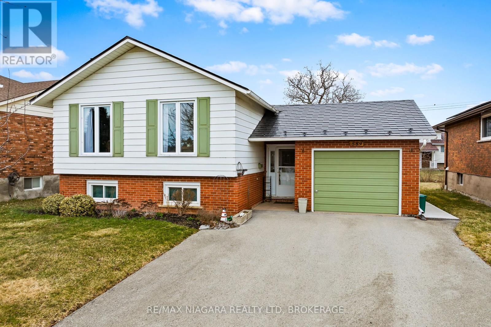 Property at 589 STANLEY STREET image 1