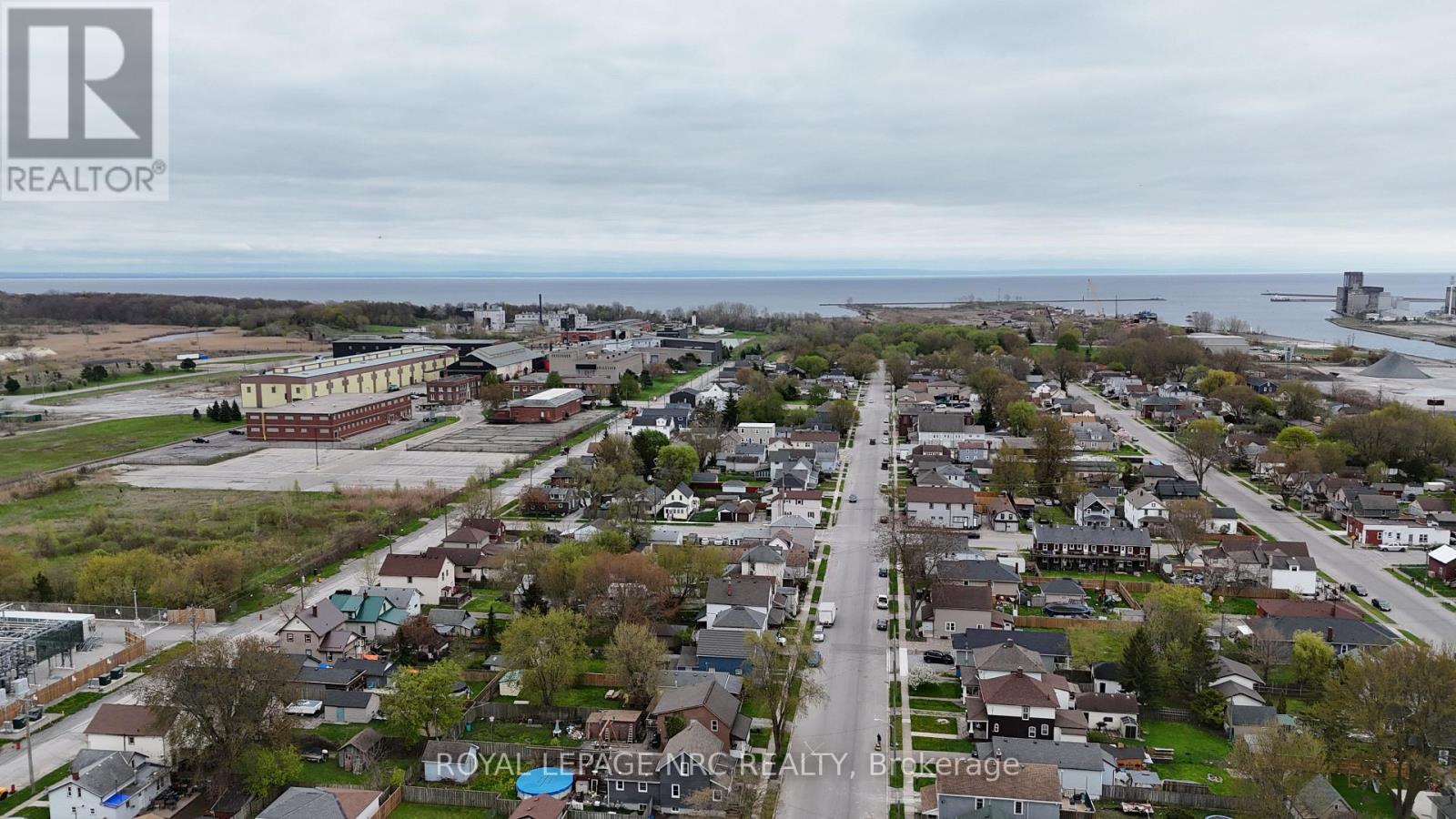 305 Mitchell Street, Port Colborne (Killaly East), Ontario  L3K 1Y7 - Photo 12 - X12137210