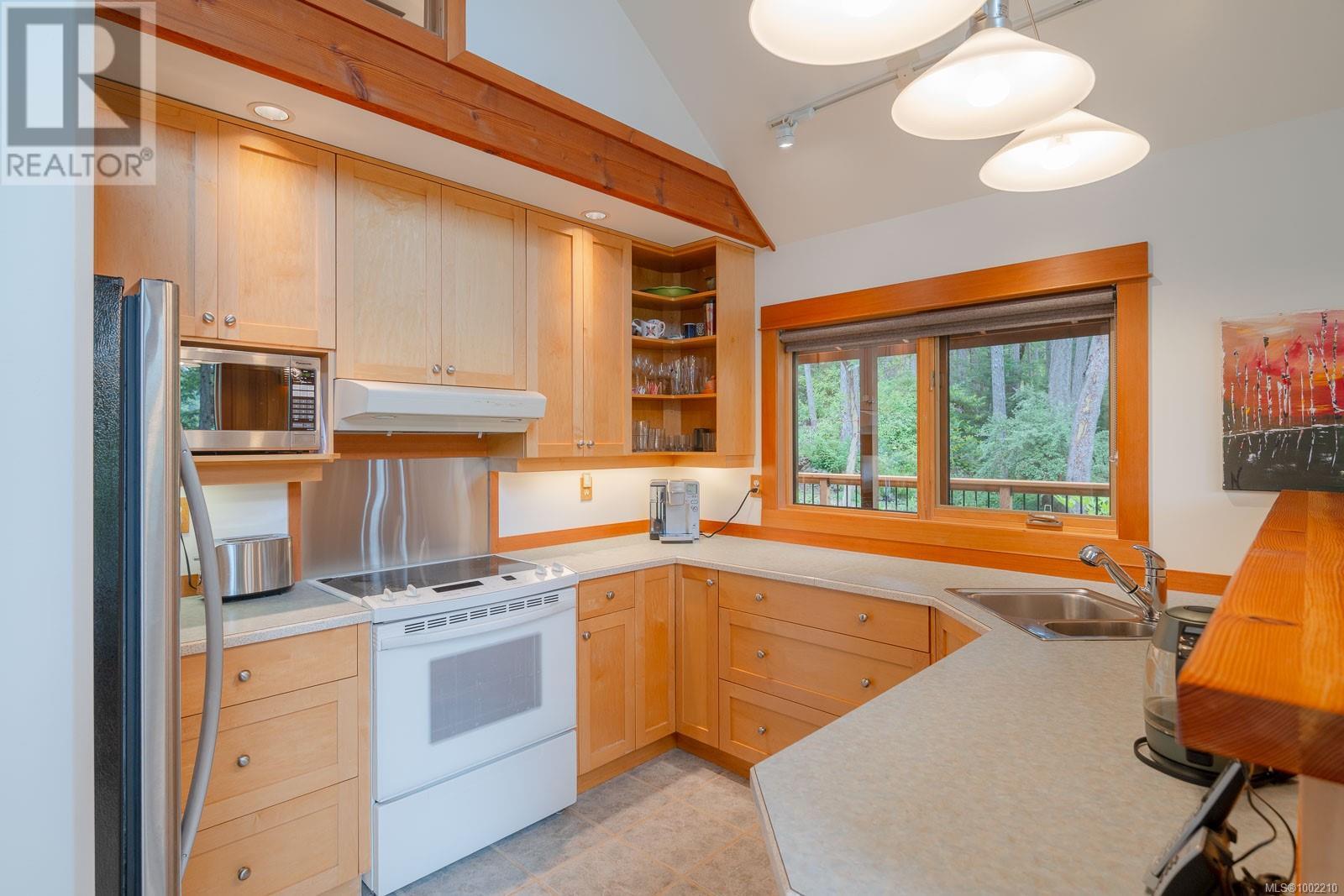 211 Halibut Hill Rd, Mudge Island, British Columbia  V0R 1X0 - Photo 24 - 1002210