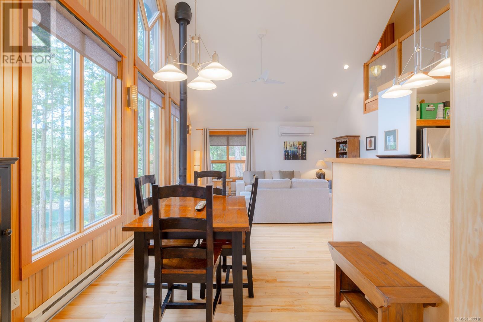 211 Halibut Hill Rd, Mudge Island, British Columbia  V0R 1X0 - Photo 20 - 1002210