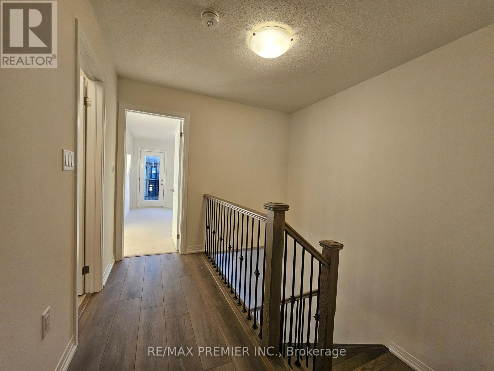 38 Cherry Hill Lane, Barrie, Ontario  L4N 6K7 - Photo 11 - S12186722