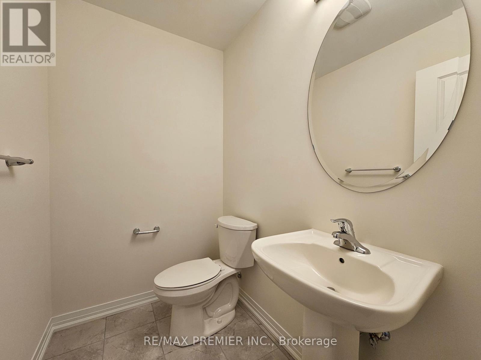 38 Cherry Hill Lane, Barrie, Ontario  L4N 6K7 - Photo 10 - S12186722