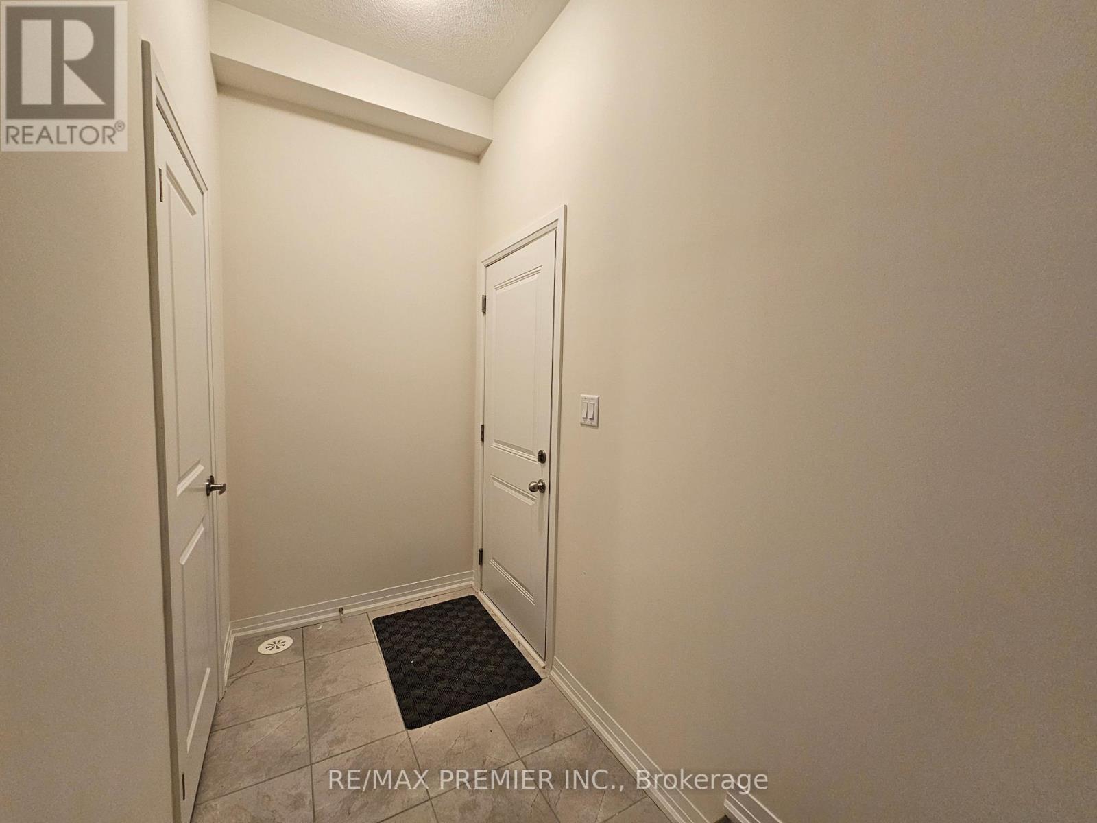 38 Cherry Hill Lane, Barrie, Ontario  L4N 6K7 - Photo 23 - S12186722