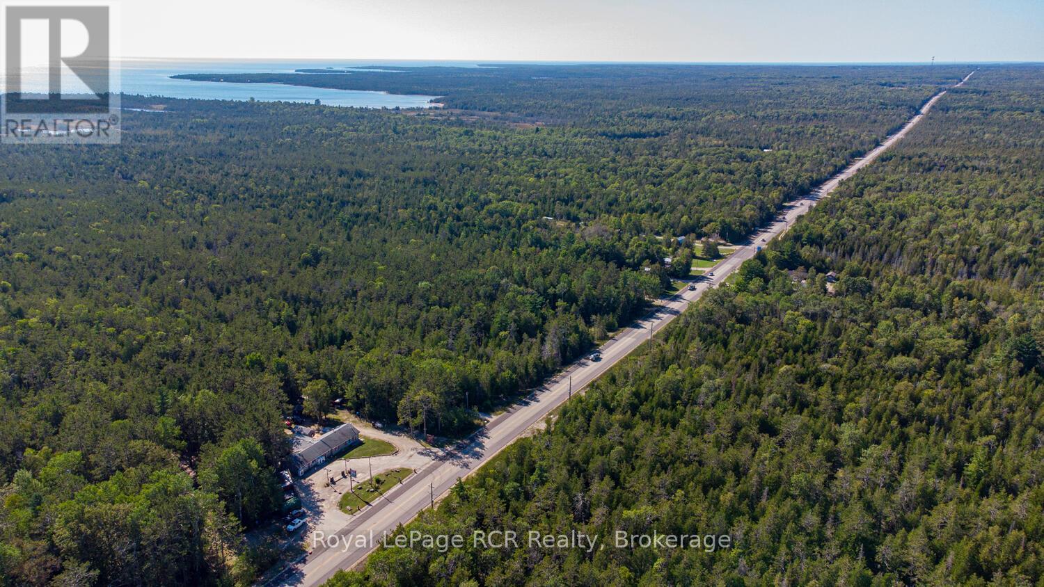 6313 Highway 6, Northern Bruce Peninsula, Ontario  N0H 2R0 - Photo 19 - X12193555