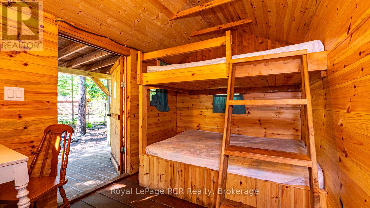 6313 Highway 6, Northern Bruce Peninsula, Ontario  N0H 2R0 - Photo 5 - X12193555