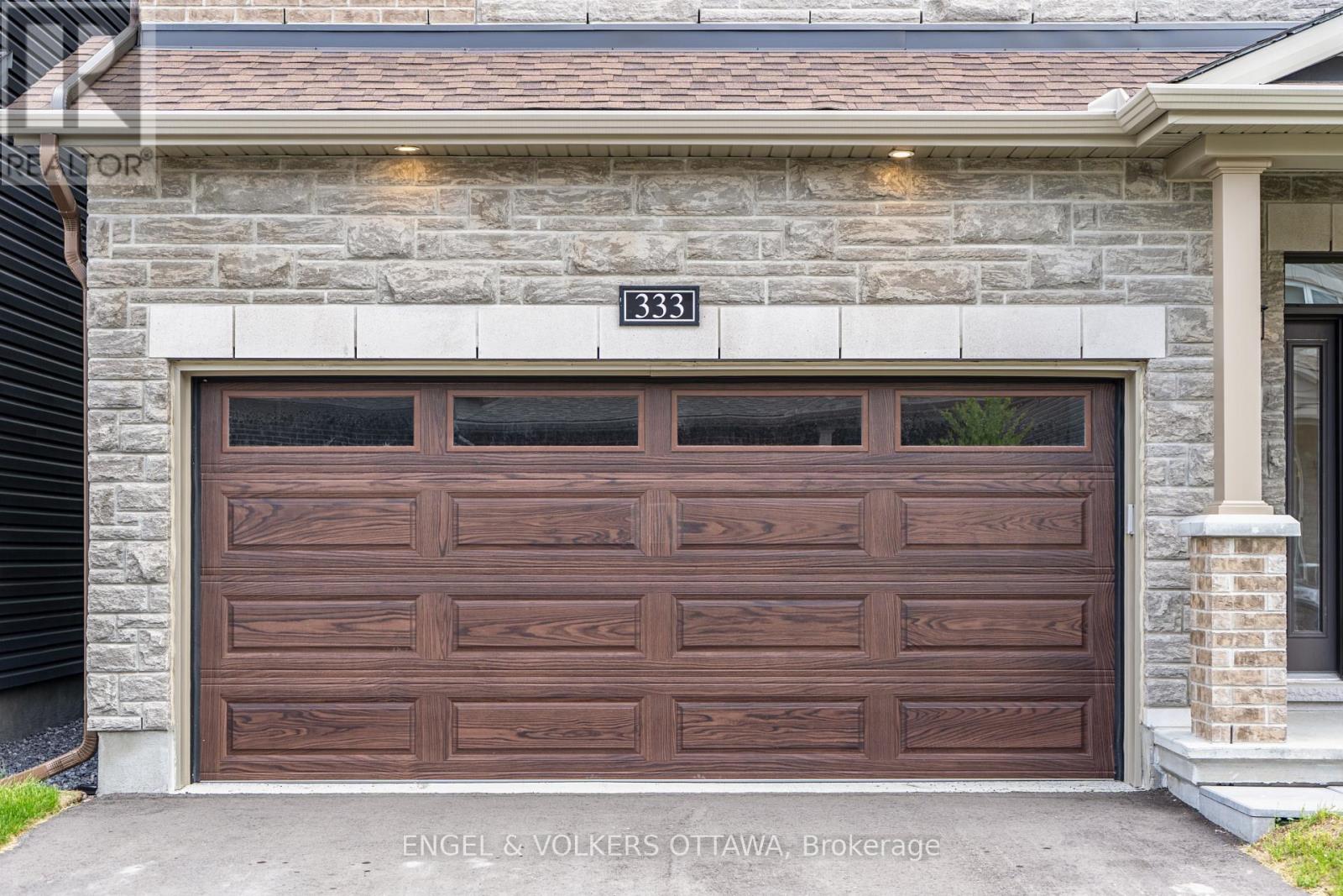 Property at 333 ELSIE MACGILL WALK image 4