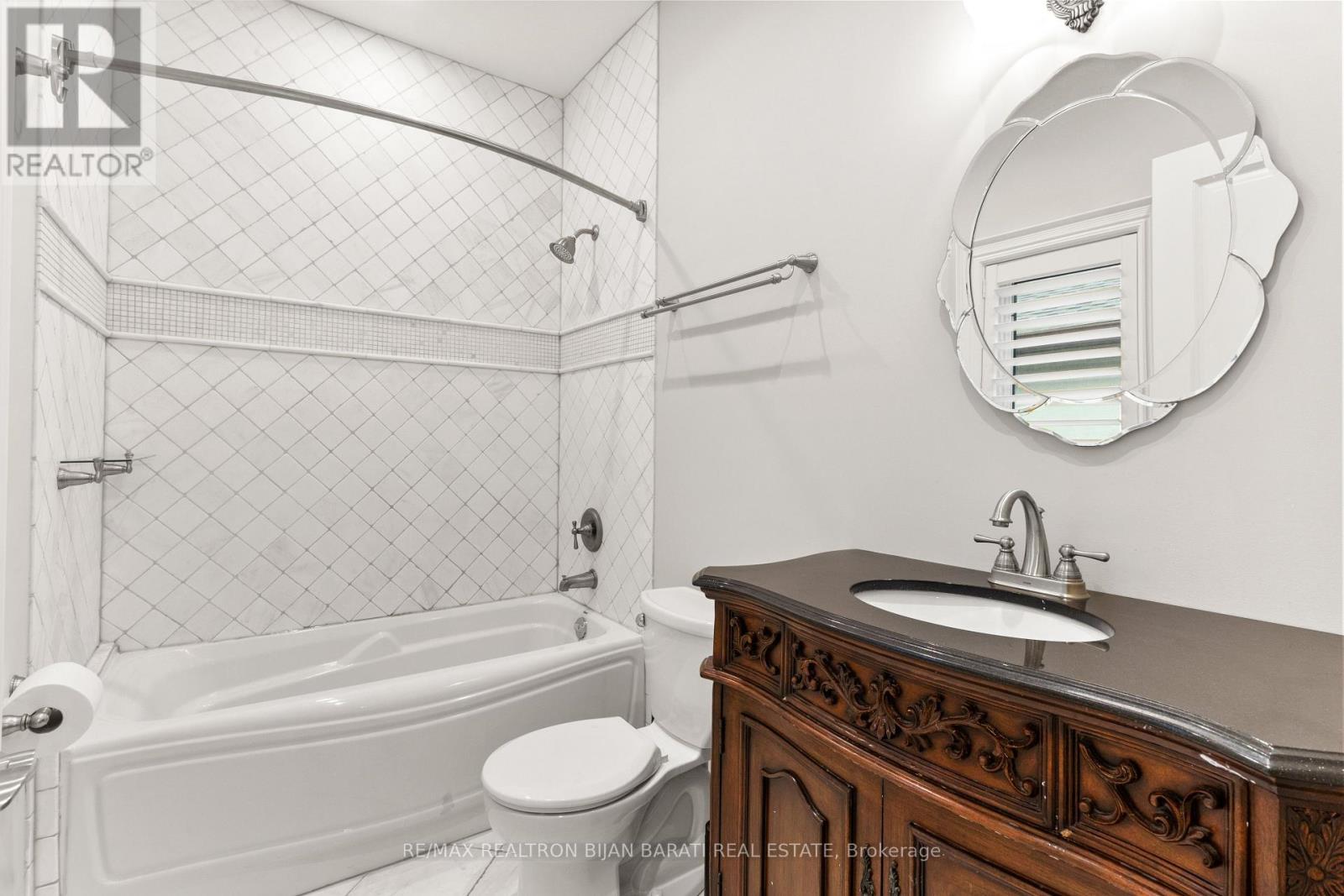 47 Lurgan Drive, Toronto, Ontario  M2R 1K7 - Photo 37 - C12193312