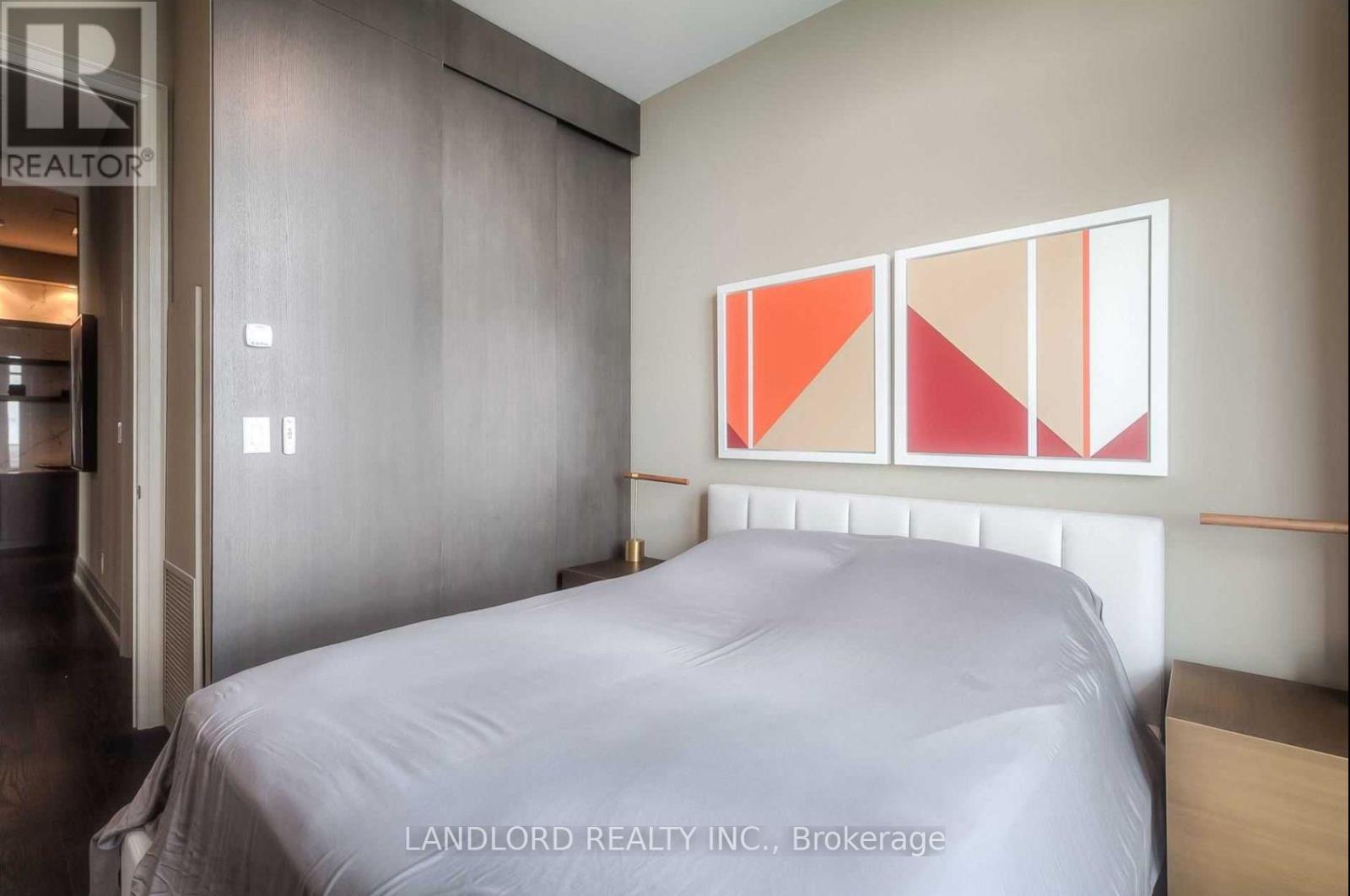 Ph 104 - 88 Harbour Street, Toronto, Ontario  M5J 0C3 - Photo 17 - C12193383