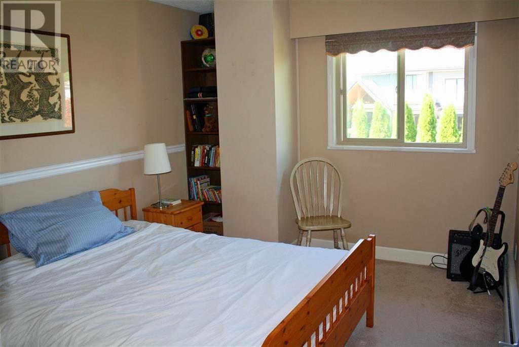 4431 Colchester Drive, Richmond, British Columbia  V7C 4R3 - Photo 12 - R3010120
