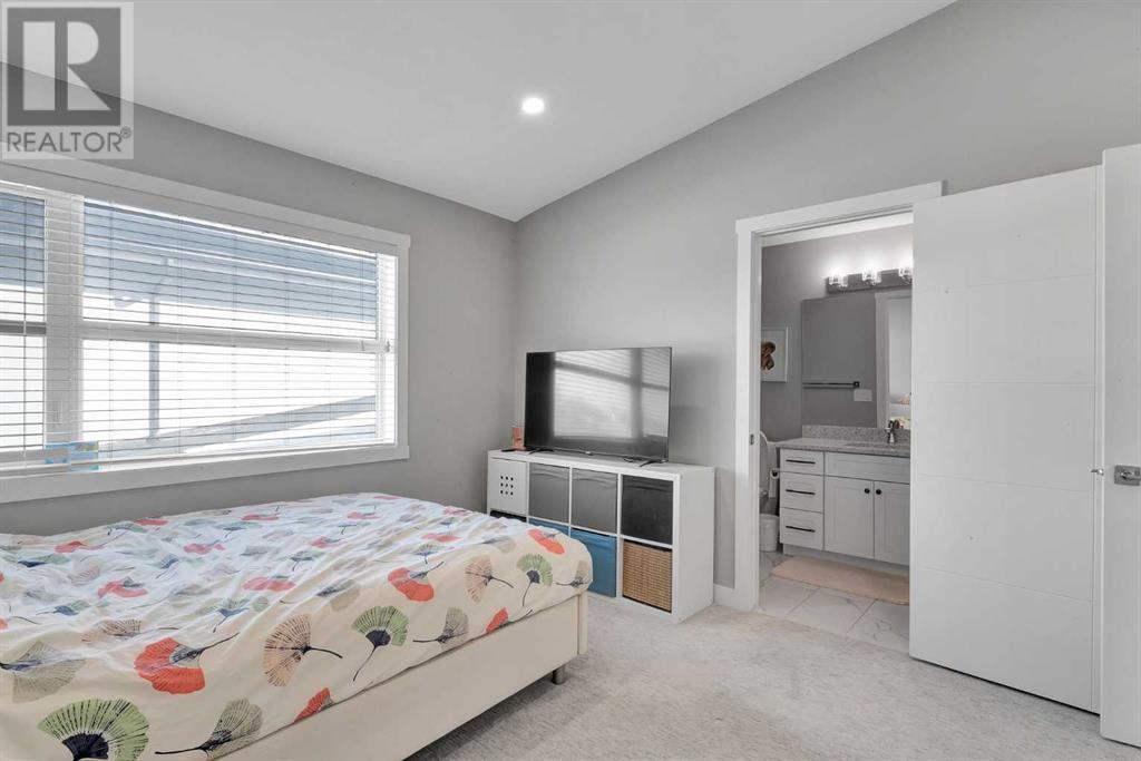 205 35a Street Sw, Calgary, Alberta  T3C 1P6 - Photo 31 - A2218602