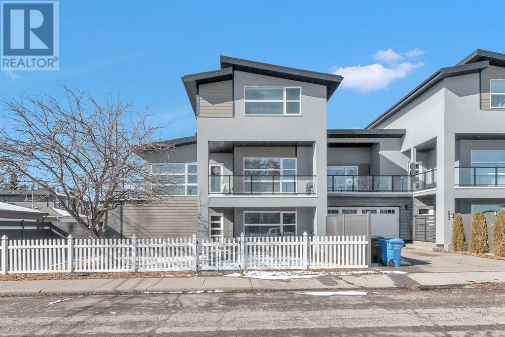 205 35a Street Sw, Calgary, Alberta  T3C 1P6 - Photo 1 - A2218602