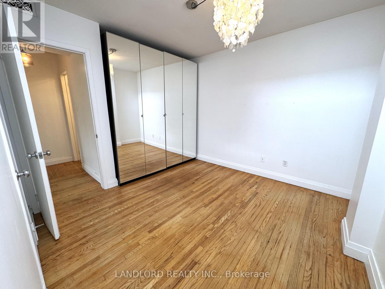 B - 1175 Queen Street E, Toronto, Ontario  M4M 1L5 - Photo 16 - E12193374