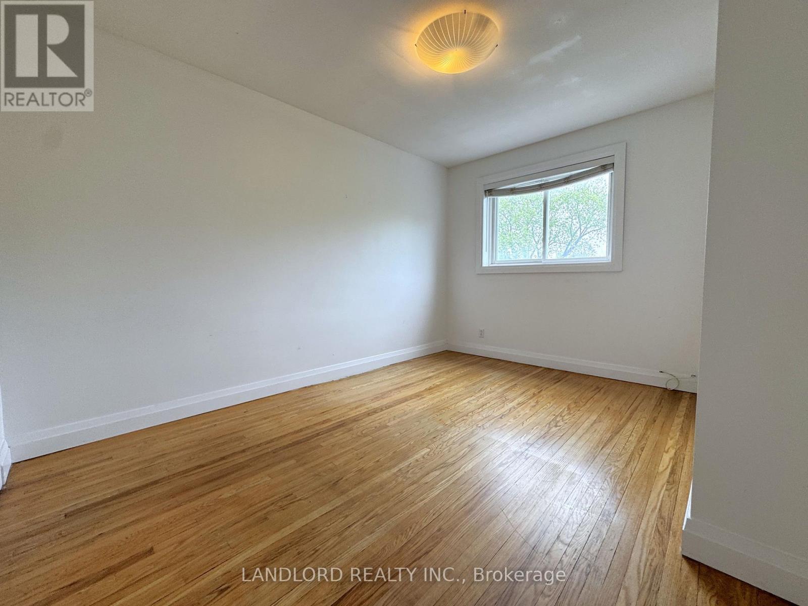 B - 1175 Queen Street E, Toronto, Ontario  M4M 1L5 - Photo 17 - E12193374