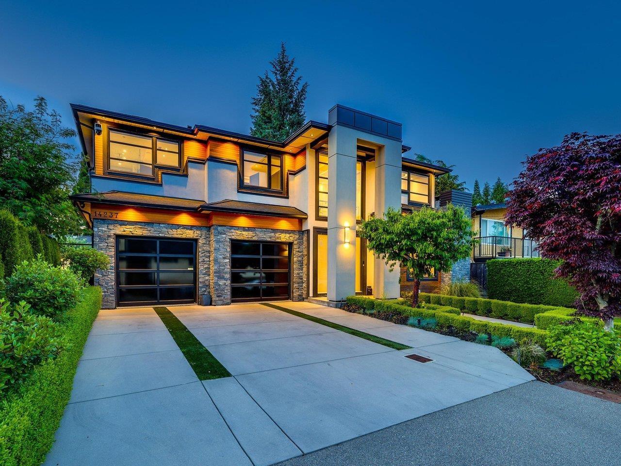 14237 Vine Avenue, Surrey, British Columbia  V4B 2S9 - Photo 2 - R3009381