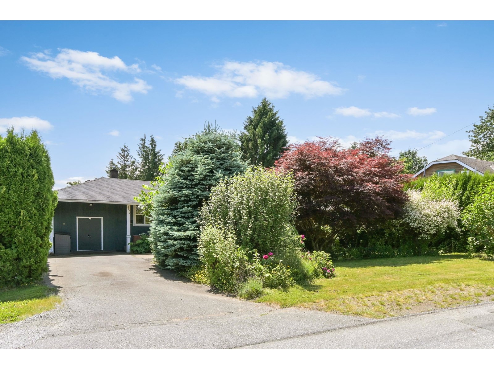 32870 2nd Avenue, Mission, British Columbia  V2V 1J2 - Photo 2 - R3009170