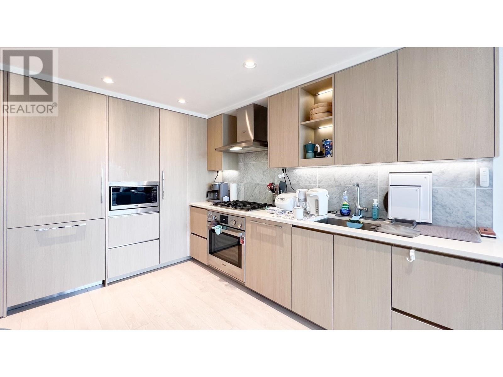 Listing Picture 5 of 21 : 906 4720 LOUGHEED HIGHWAY, Burnaby / 本拿比 - 魯藝地產 Yvonne Lu Group - MLS Medallion Club Member