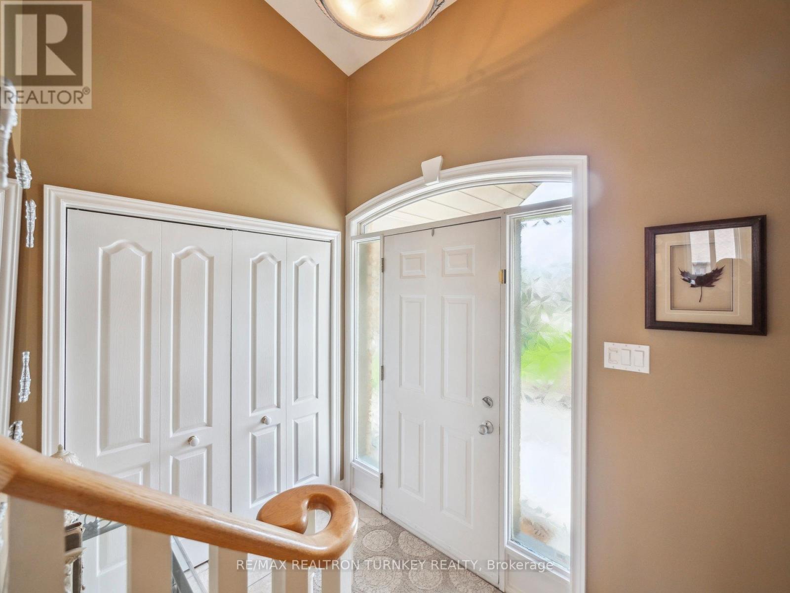 20173 Bathurst Street, East Gwillimbury (Holland Landing), Ontario  L9N 1N3 - Photo 10 - N12193309