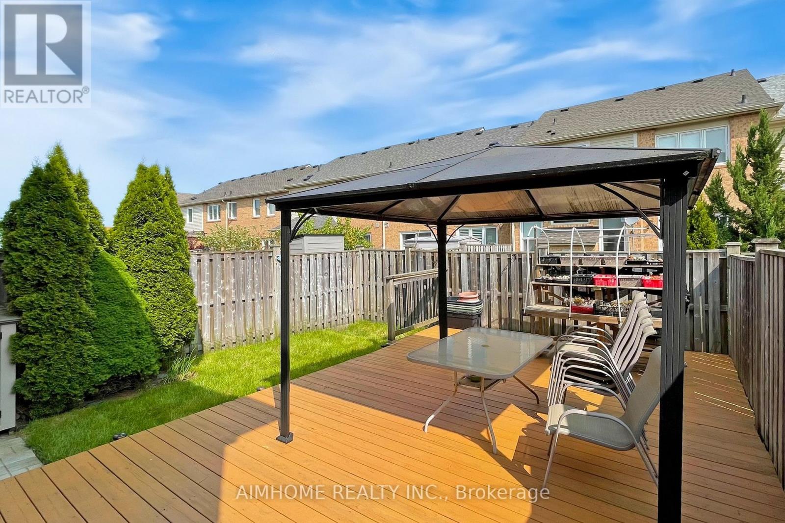 17 Jamesway Crescent, Whitchurch-Stouffville (Stouffville), Ontario  L4A 0A3 - Photo 44 - N12193336