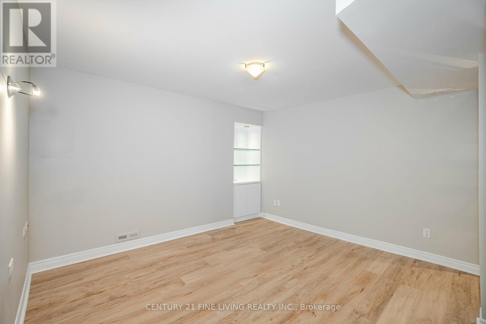 50 Newmill Crescent, Richmond Hill, Ontario  L4C 9T6 - Photo 34 - N12193413