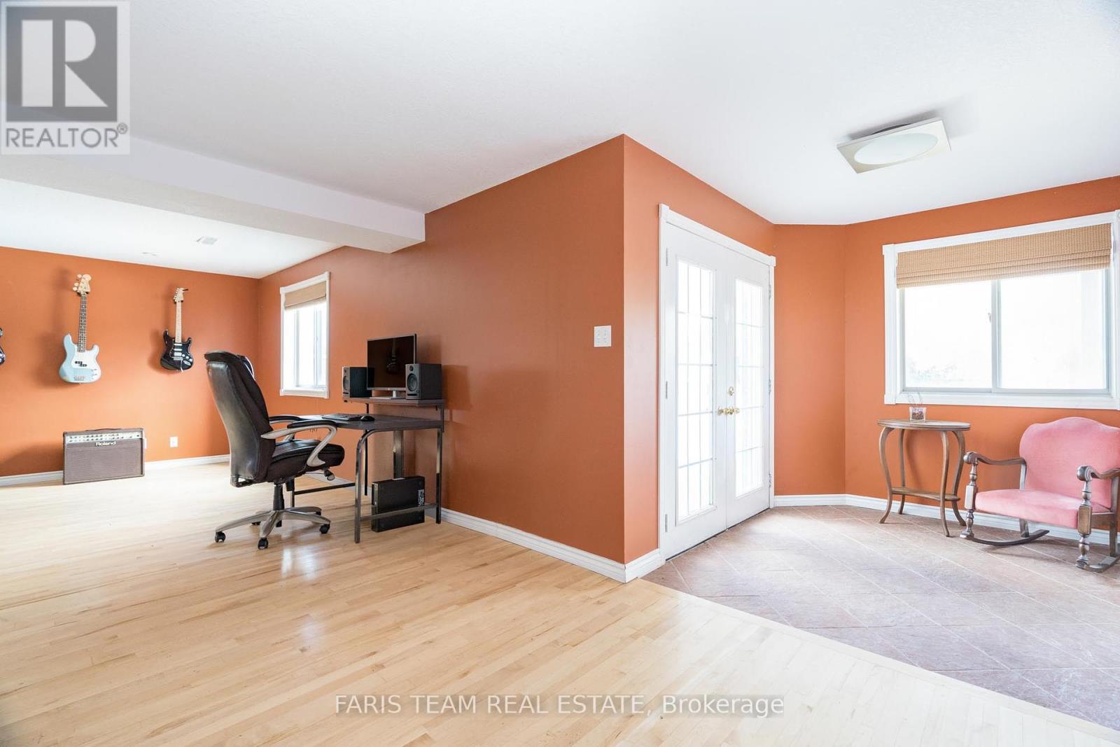 36 Marlow Circle, Springwater (Hillsdale), Ontario  L0L 1V0 - Photo 26 - S12193437