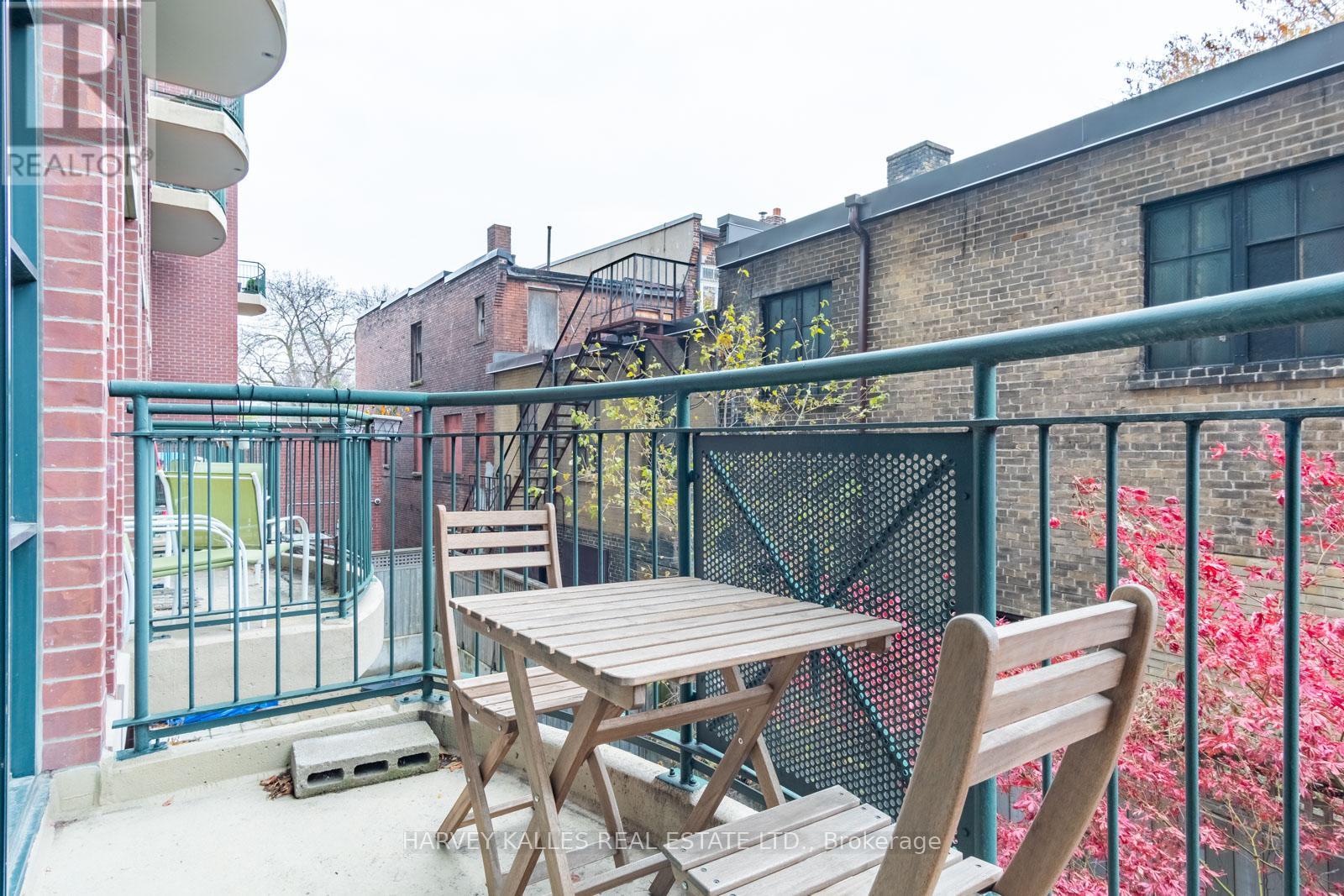 204 - 901 Queen Street W, Toronto, Ontario  M6J 1G5 - Photo 13 - C12193469