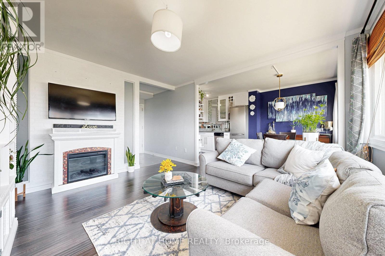 1704 - 735 Don Mills Road, Toronto, Ontario  M3C 1T1 - Photo 10 - C12193542